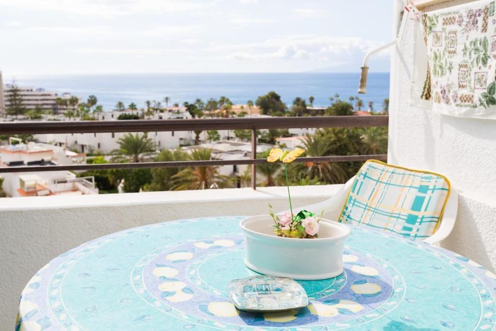 Fantastic 1-bedroom With Sea View Appartamento Playa de las Americas (Tenerife)